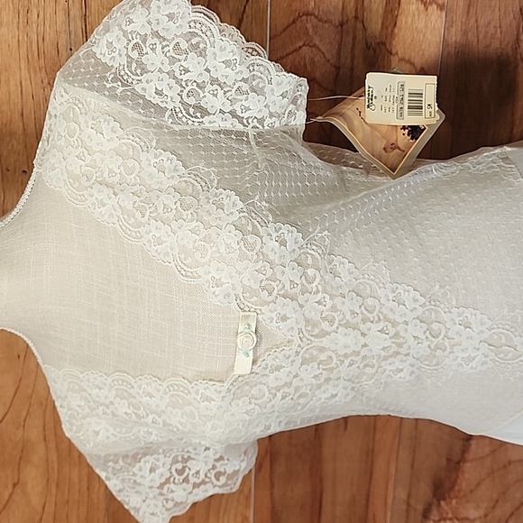 Vintage Val Mode Nightgown with tags - Picture 3 of 9